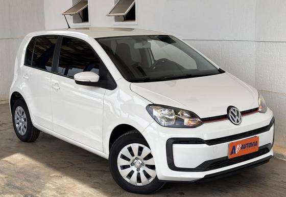 VOLKSWAGEN UP 1.0 MPI TOTAL FLEX 4P MANUAL VOLKSWAGEN UP 1.0 MPI TOTAL FLEX 4P MANUAL